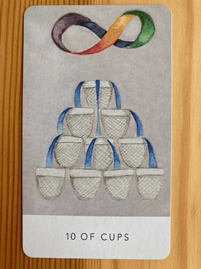 10 OF CUPS 　カップの１０