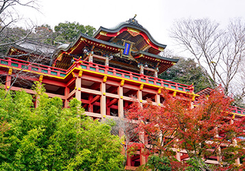 九州佐賀 異国の文化溢れるパワースポット「祐徳稲荷神社」