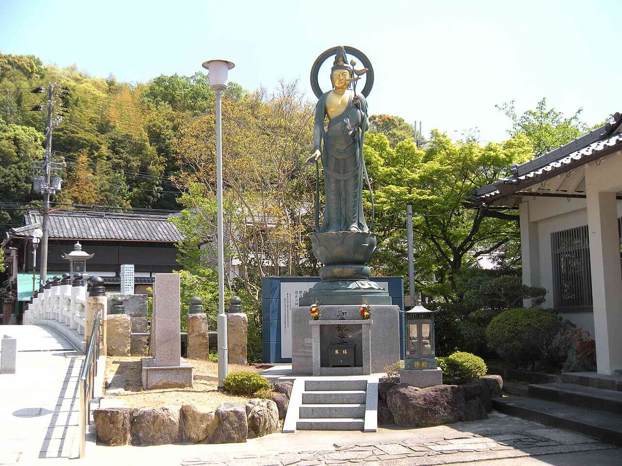 水間寺の聖観世音菩薩