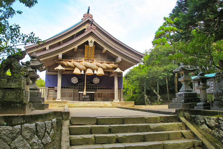 地球の色を感じる広大な鳥取砂丘と白兎神社