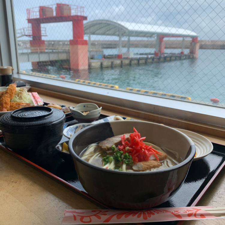 宮古島市・伊良部島にある『おーばんまい食堂』